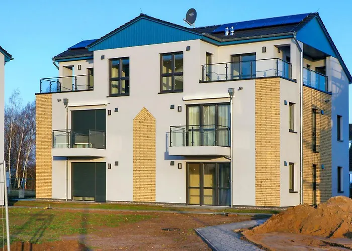 Cozy Apartment In Rechlin With Lake View