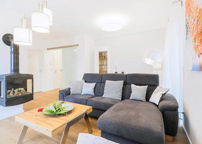 Cozy Apartment In Rechlin With Lake View